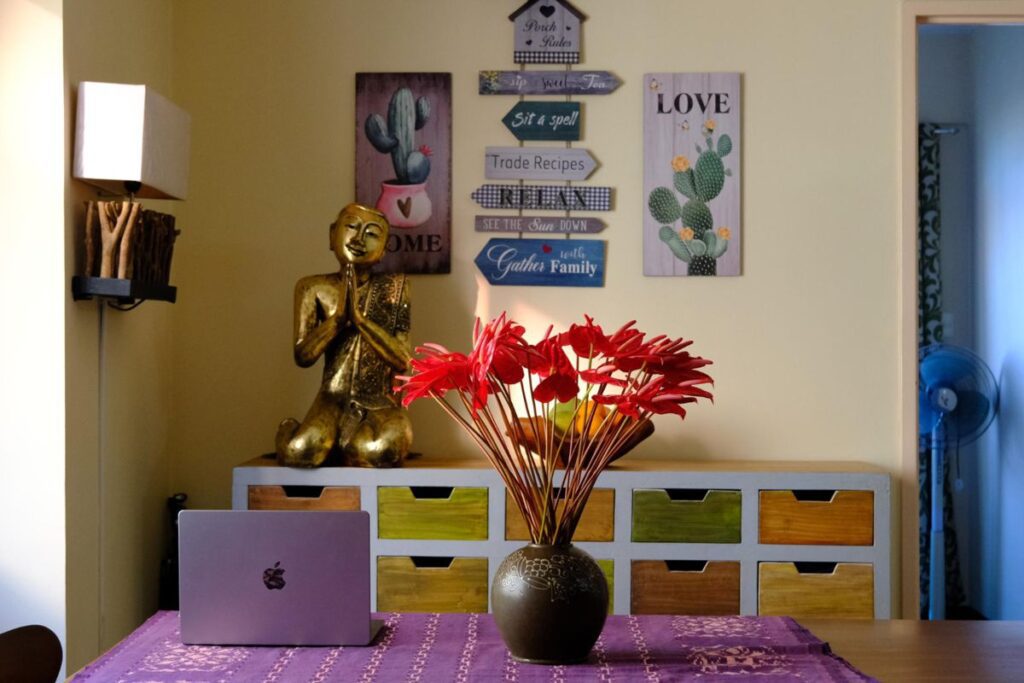 A jövőben a dopamin dizájn várhatóan nem pusztán vizuális élményt kínál, hanem multiszenzoros élménytervezéssé fejlődik.